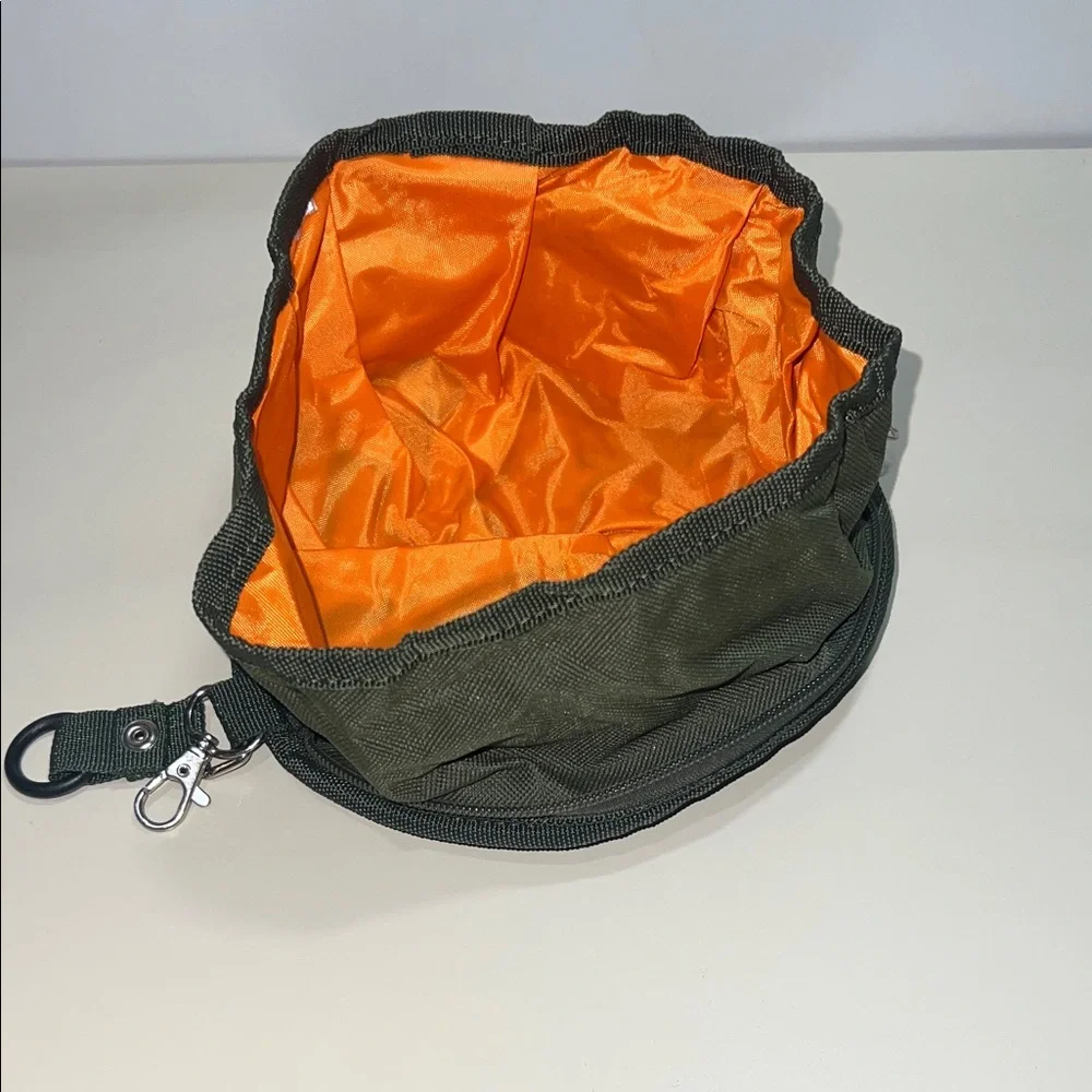 Koogo Pet’swear Dog Food and Water Bowl Portable Green